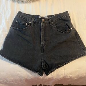Levi’s Silver Tab Mom Shorts